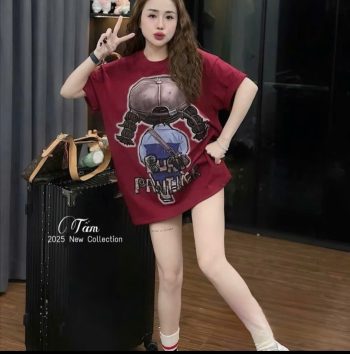 Áo phông nữ form rộng in hình bé đội mũ, chất liệu cotton mềm mịn